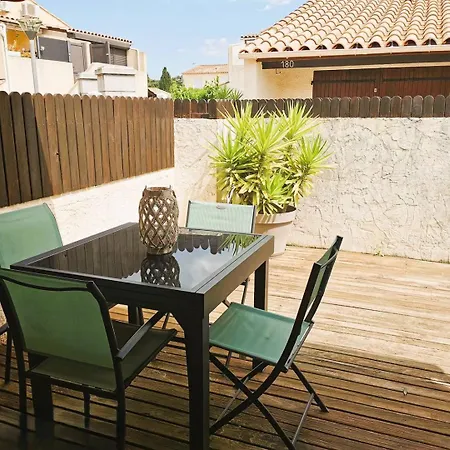 Cap D'agde Bergerie Maison Mitoyenne T2 Piscine Parking Proche Village Naturiste *